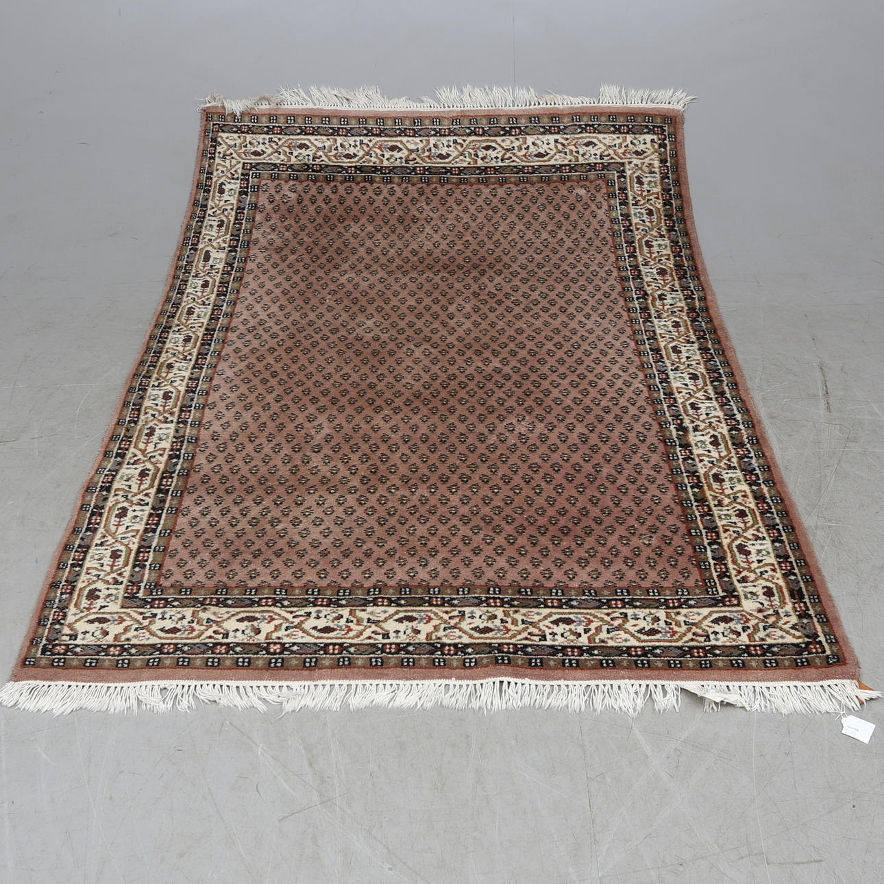 MATTA, Indisk Mir, ca. 199x141 cm.