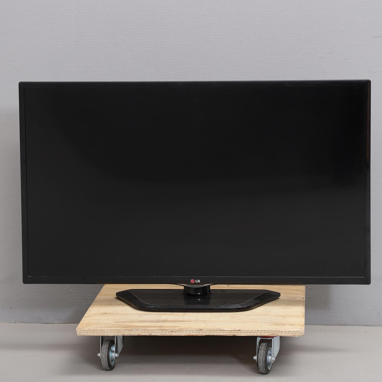 FERNSEHER, 42", LG, 2014.