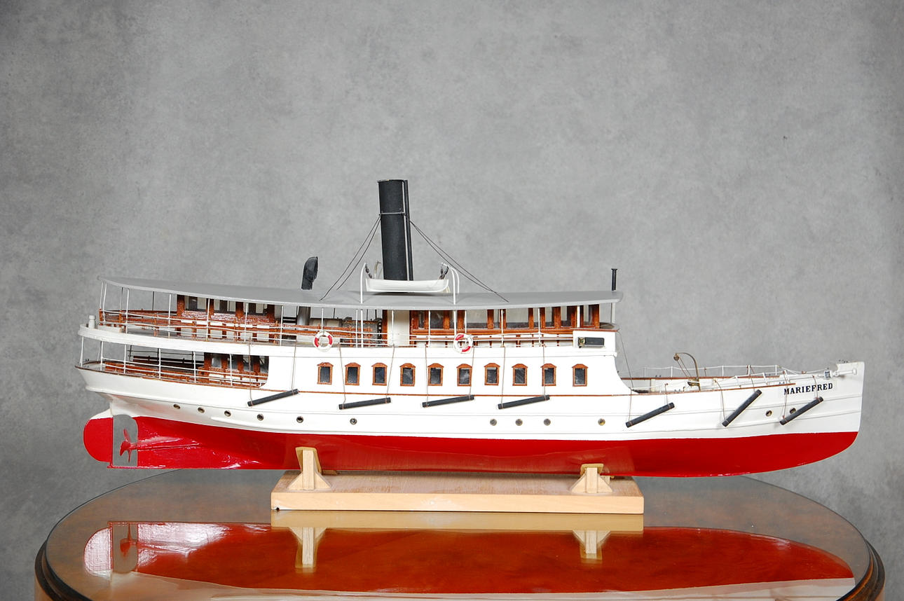 FARTYGSMODELL " Mariefred ".