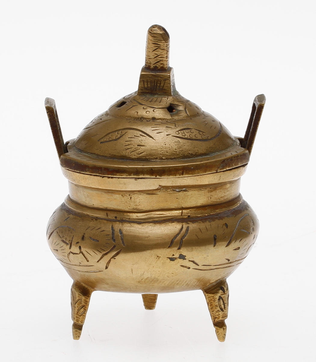 RÖKELSEKAR, mässing, Kina.