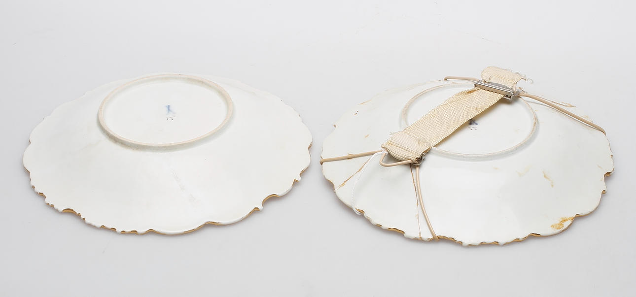 FAT, ett par, porslin, Meissenliknande stämpel, 1800-tal.