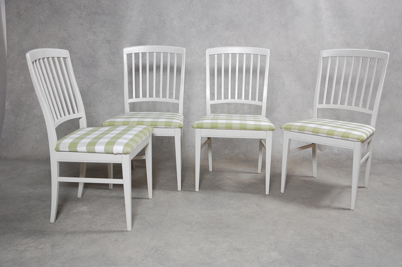 STOLAR, 4 st, klädda i Gripsholmsrutigt tyg.