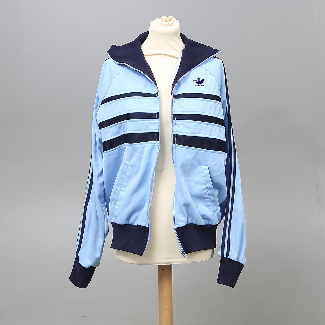 JACKA samt VÄSKA, Adidas, 1980-tal.