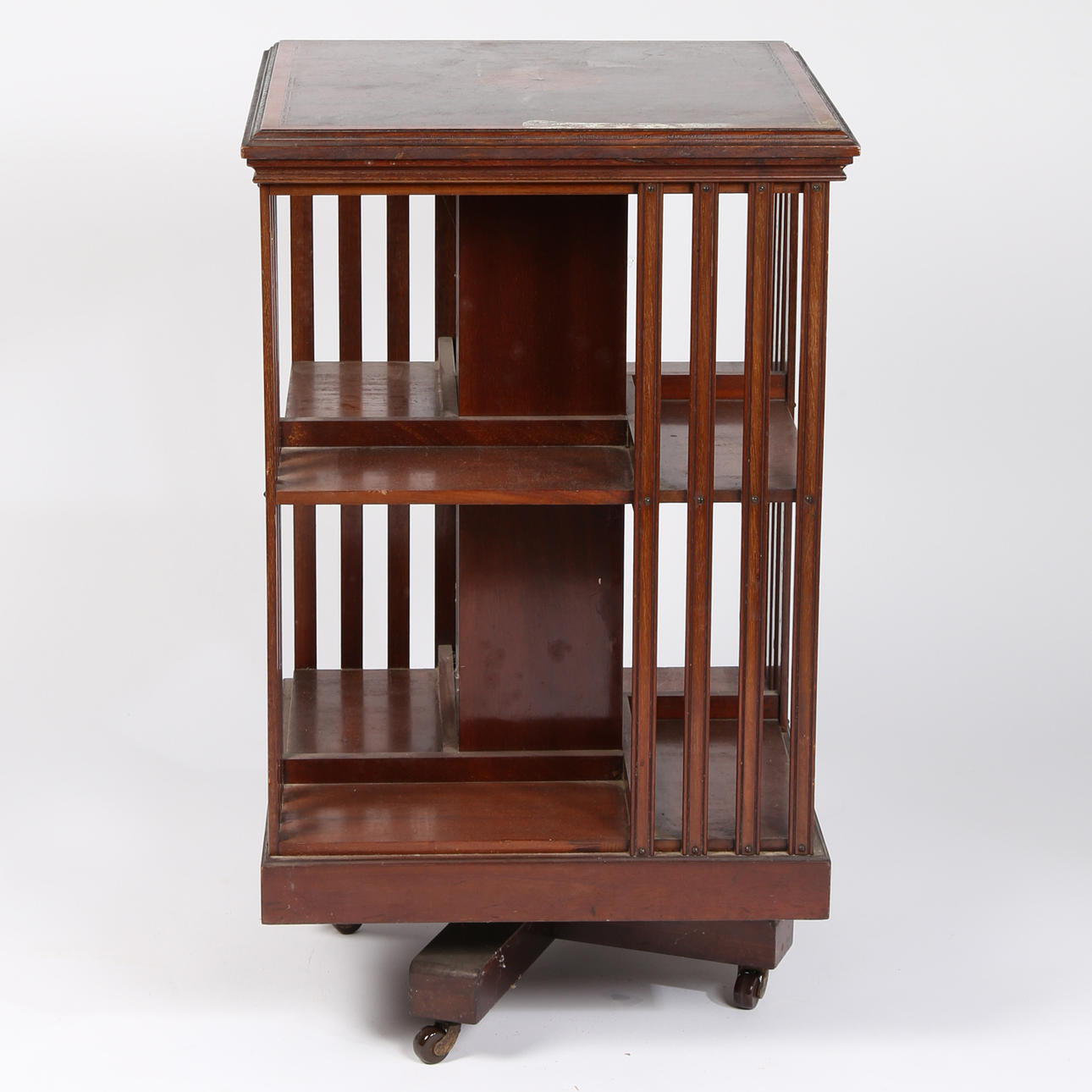 EDWARDIANSK ROTERENDE BOGREOL.