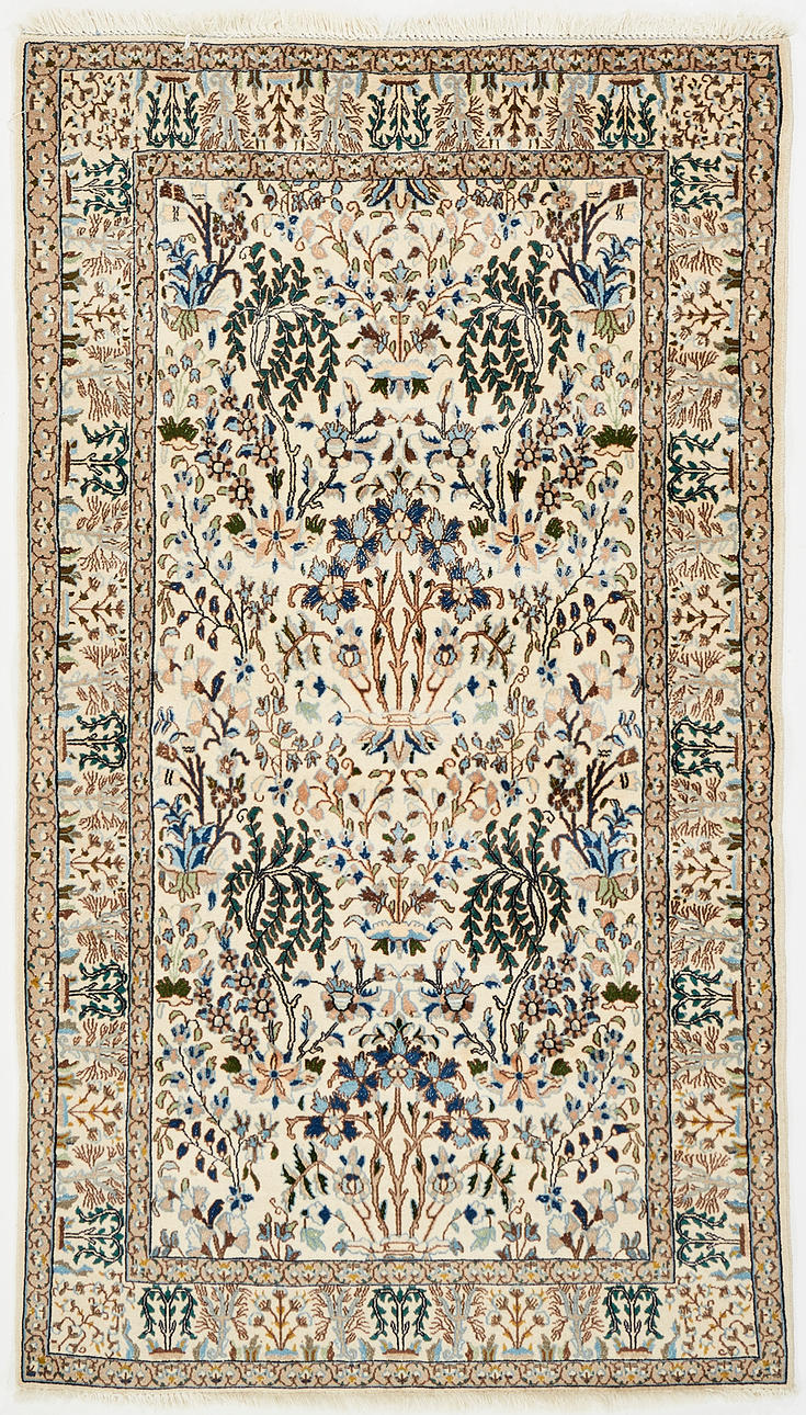 ORIENTAL CARPET, Nain, approx 115x205cm.