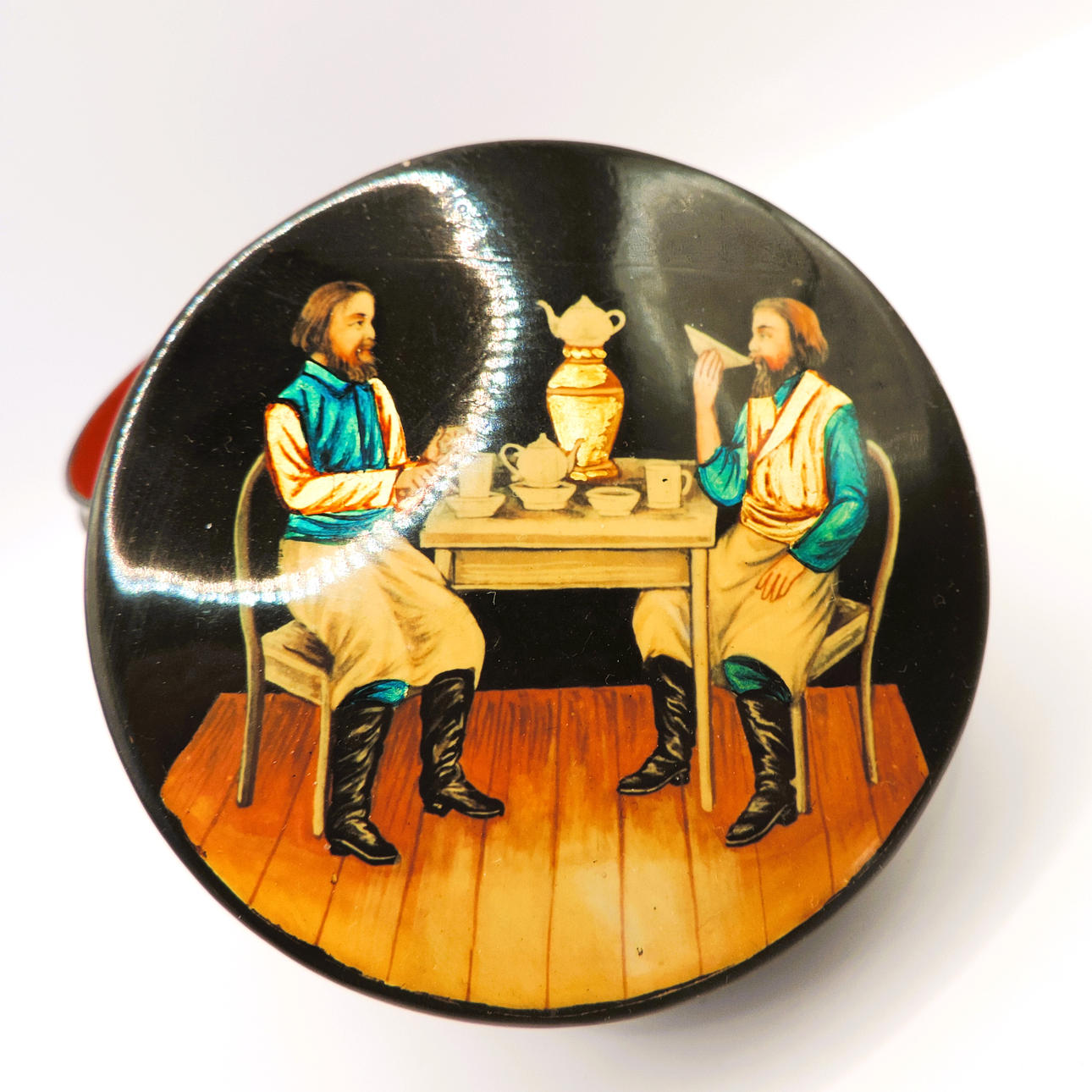 VINTAGE RUSSISK HÅNDMALET LAKKASSE/TE-CADDY.