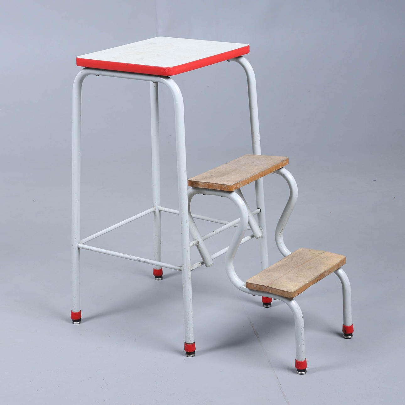 TRAPPALL, 1900-TALETS MITT.