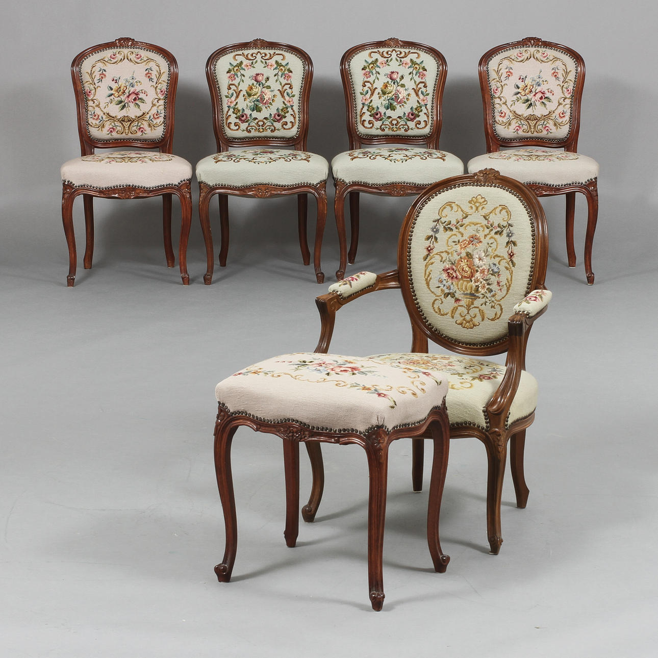 STOLAR 4st, KARMSTOL samt PALL, nyrokoko, 1900-tal.