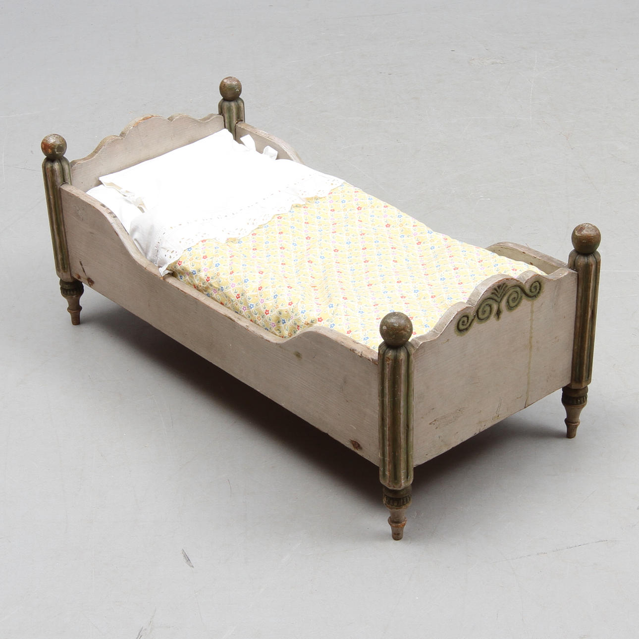 DOCKSÄNG, gustaviansk stil, 18/1900-tal.