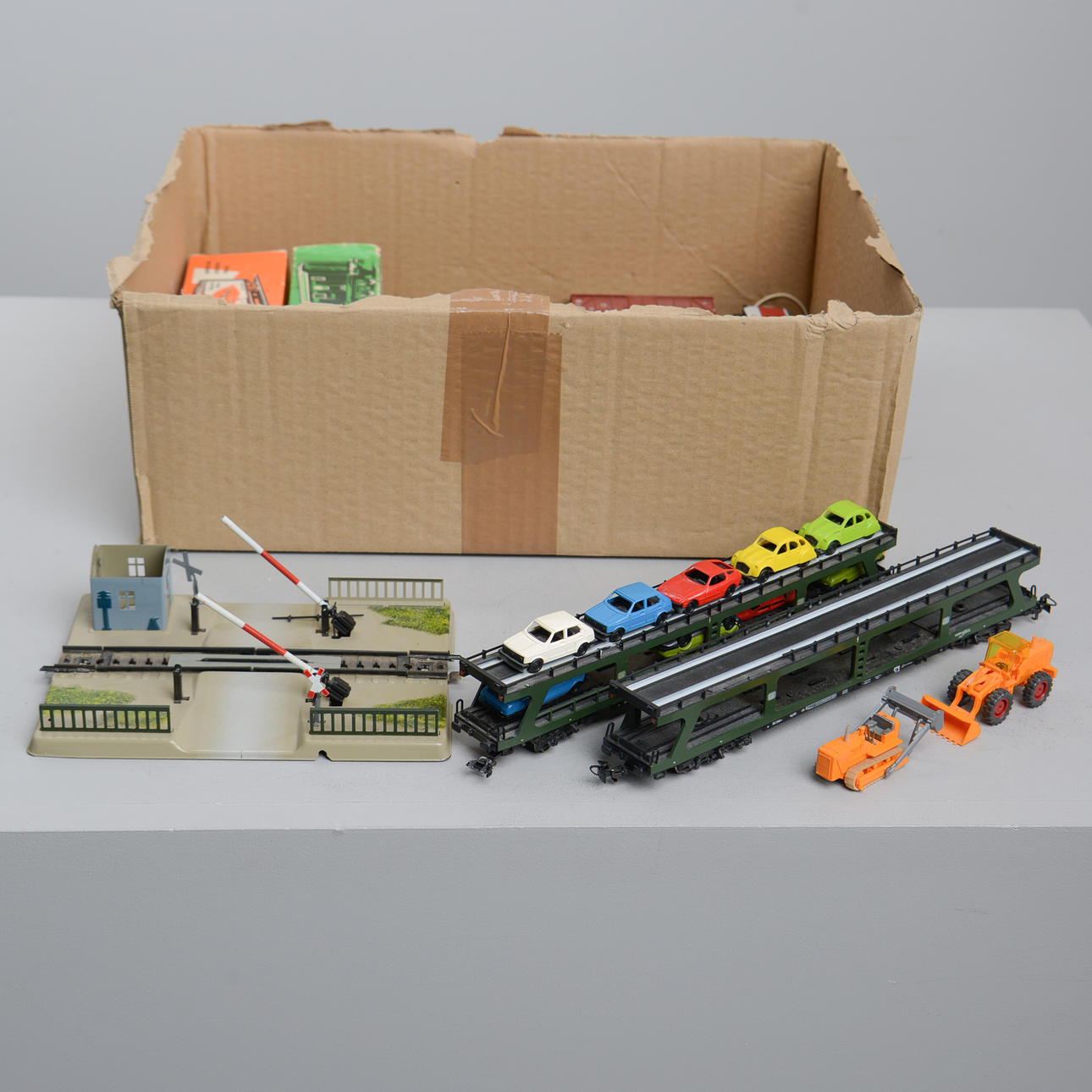 MÄRKLIN, 18 trolleys.