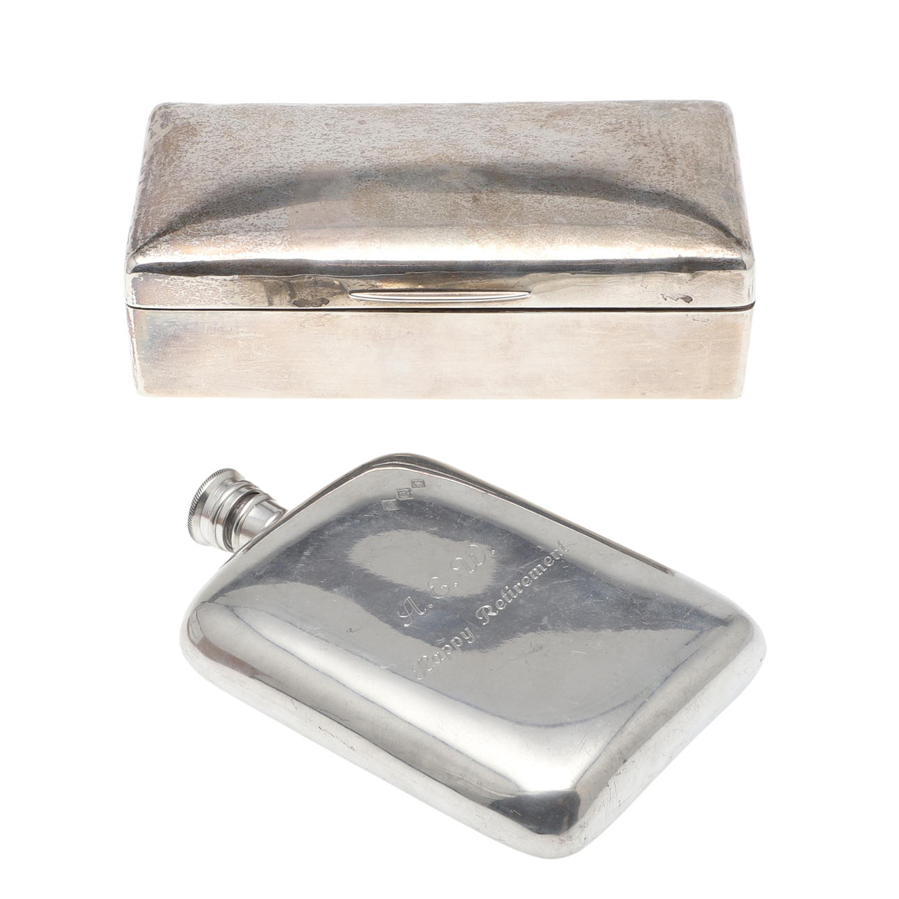 A SILVER MOUNTED CIGARETTE BOX AND PEWTER HIP FLASK.