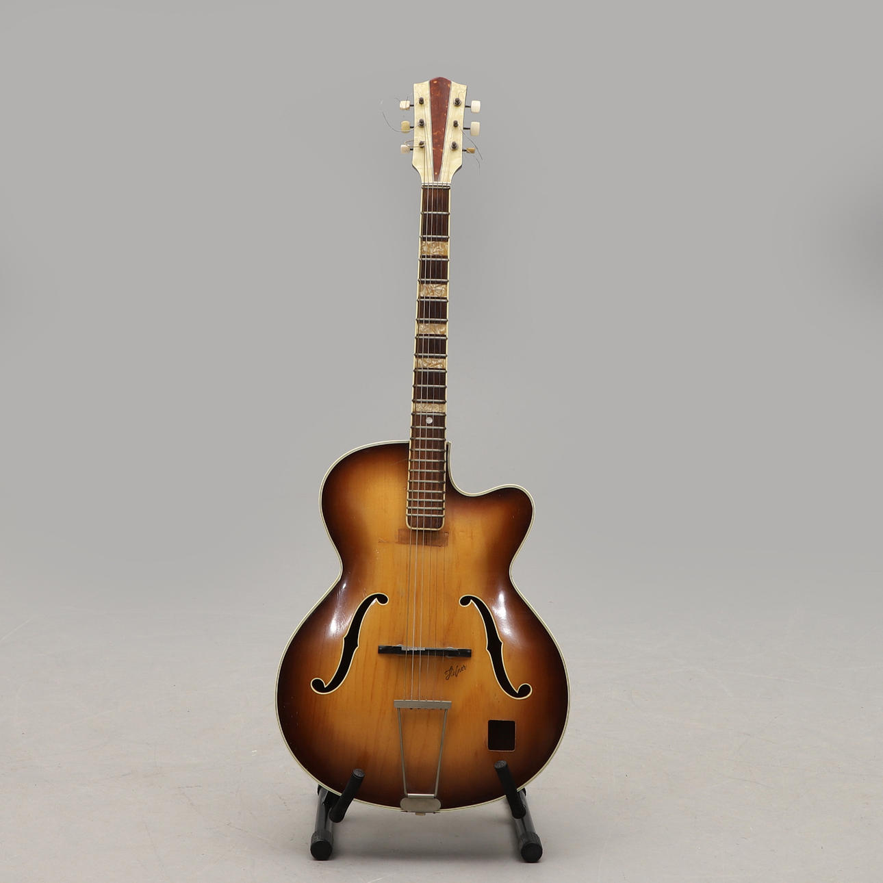 AKUSTISK GITARR, Höfner, 1900-talets mitt.