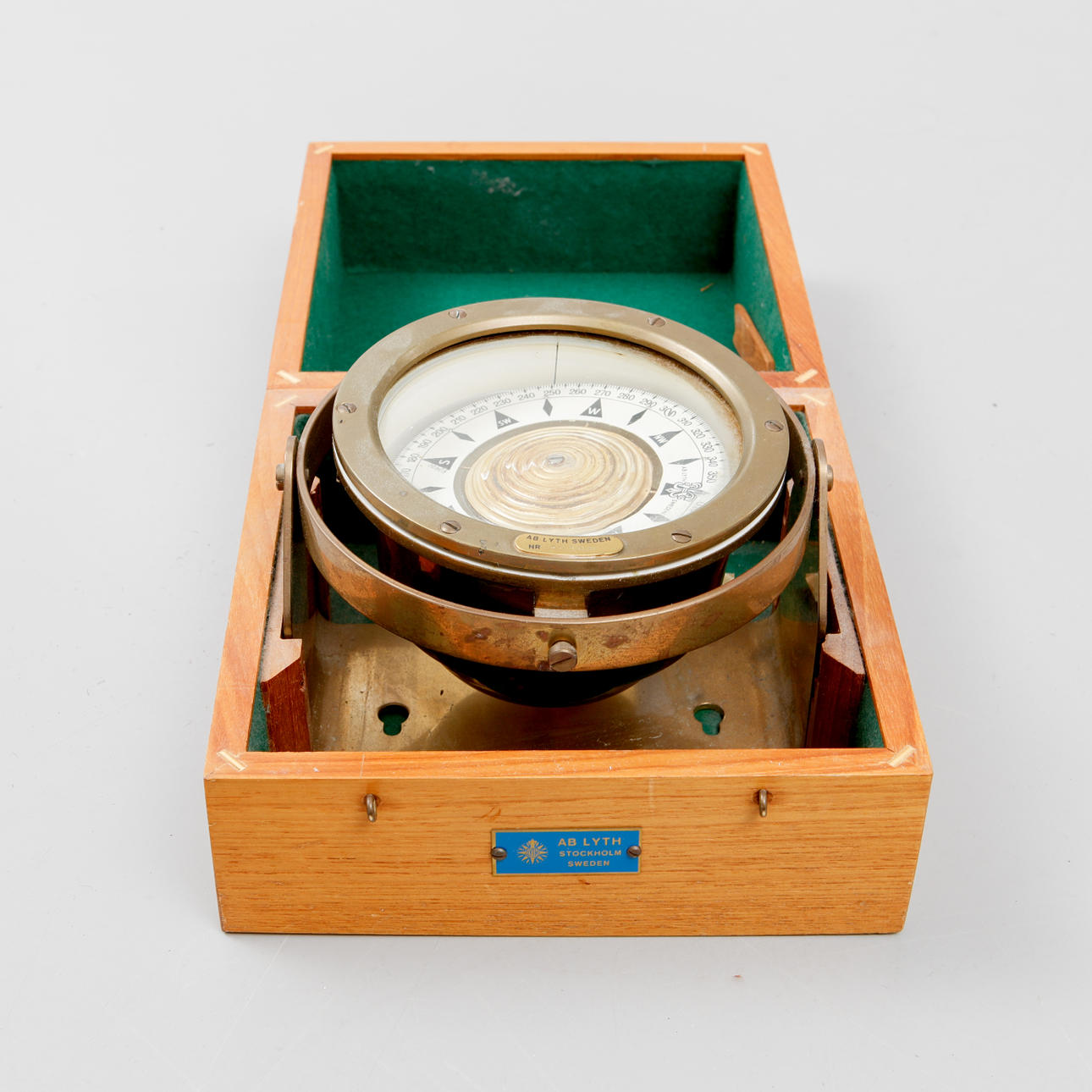 KOMPASS, AB Lyth Stockholm Schweden.