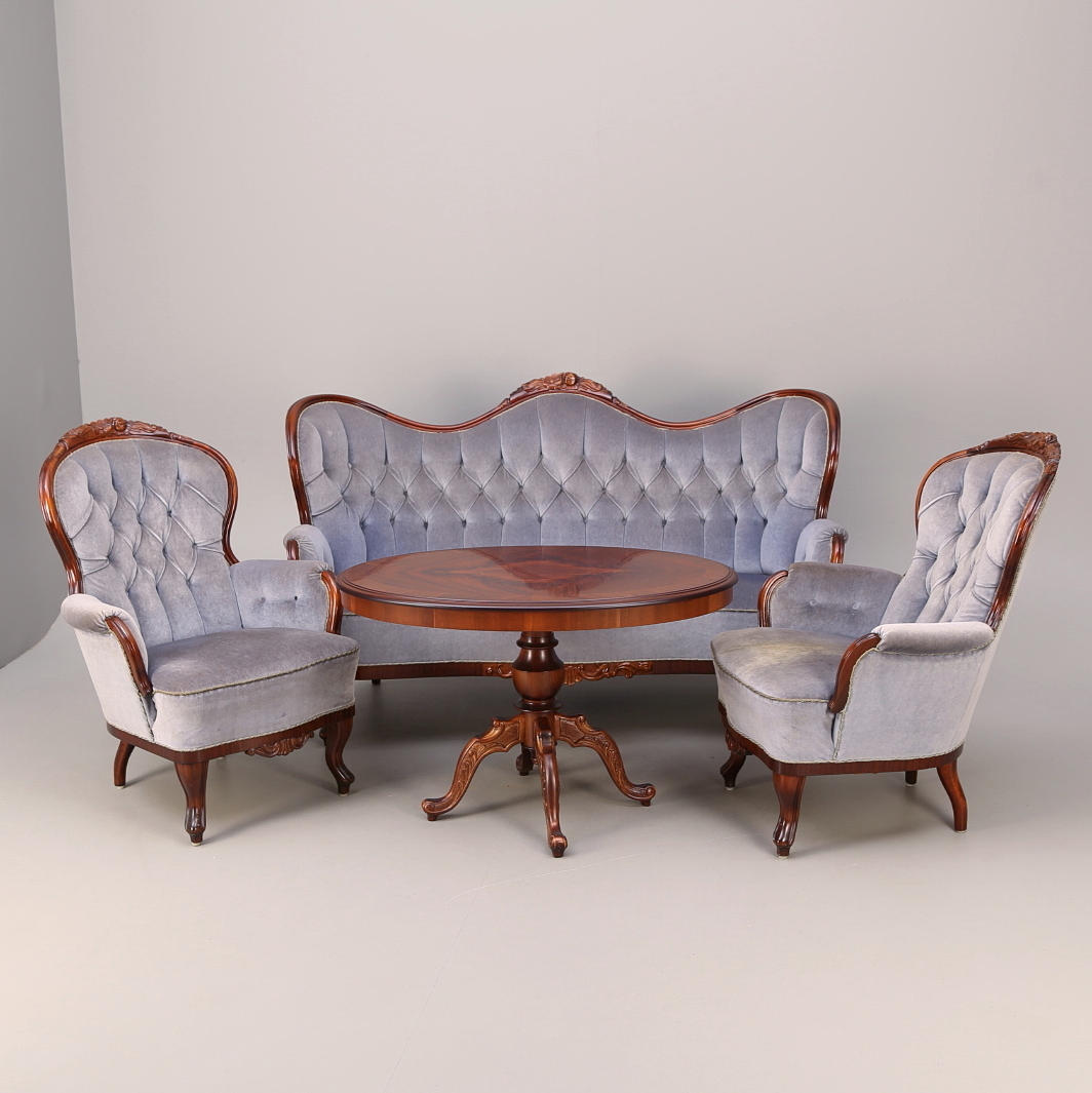 SALONGSGRUPP, 4 delar, nyrokokostil, 1900-talets andra hälft.