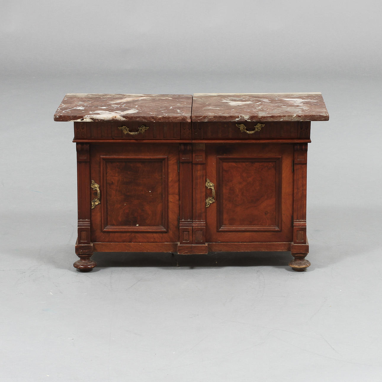 POTTSKÅP, nyrenässans, 1800-talets slut.