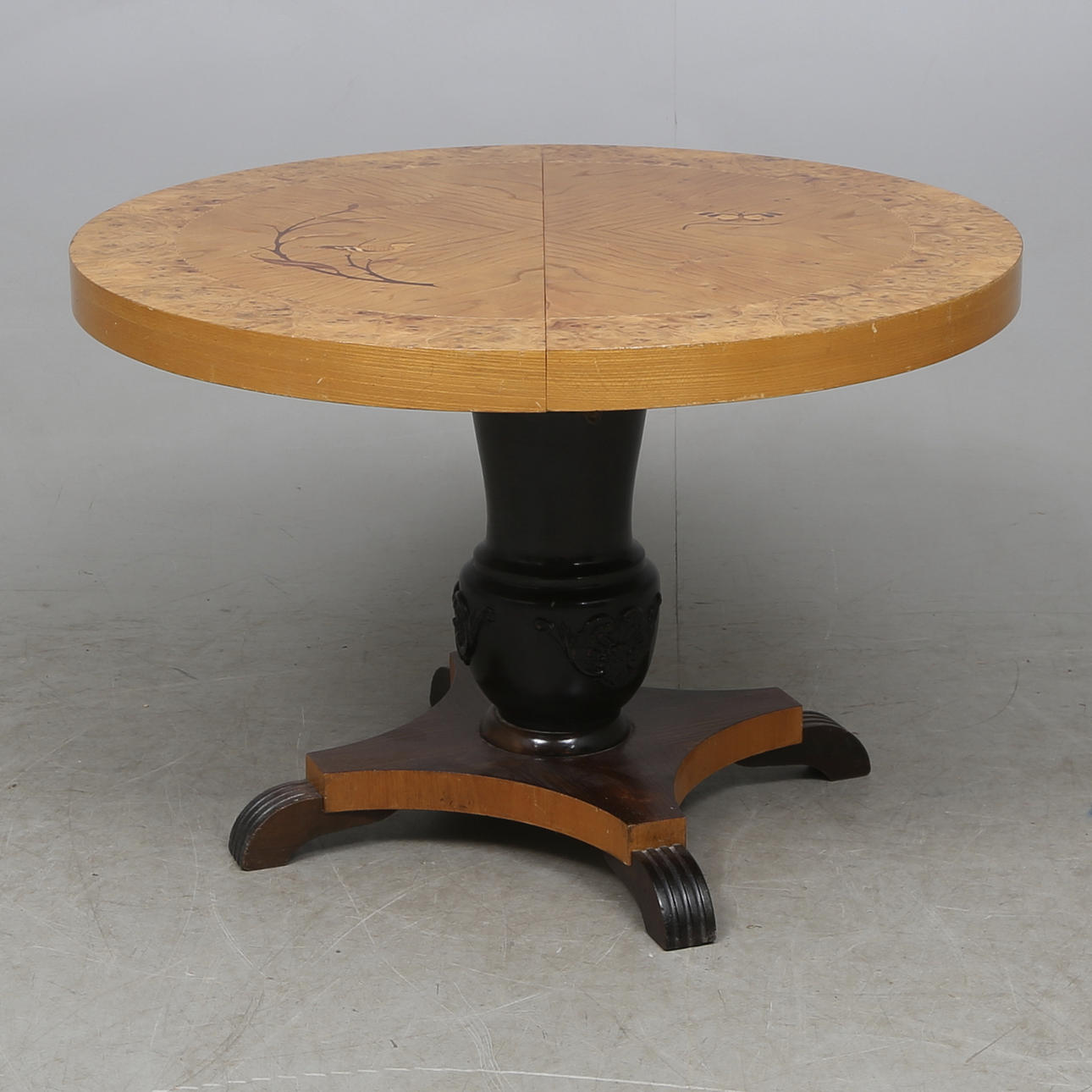 BORD, med intarsia, 1940-tal.