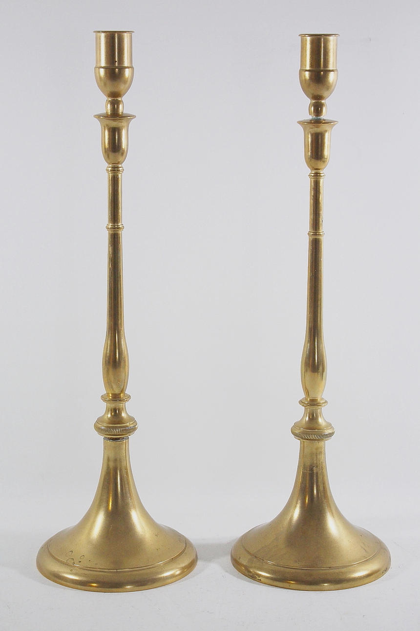 LJUSSTAKAR, paret, malm.