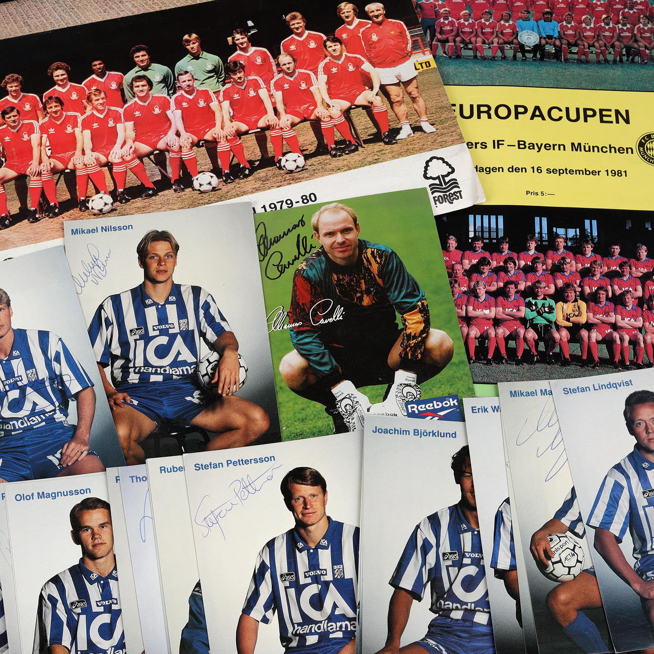 FUSSBALL, Programme und Autogrammkarten, 1980er/90er.
