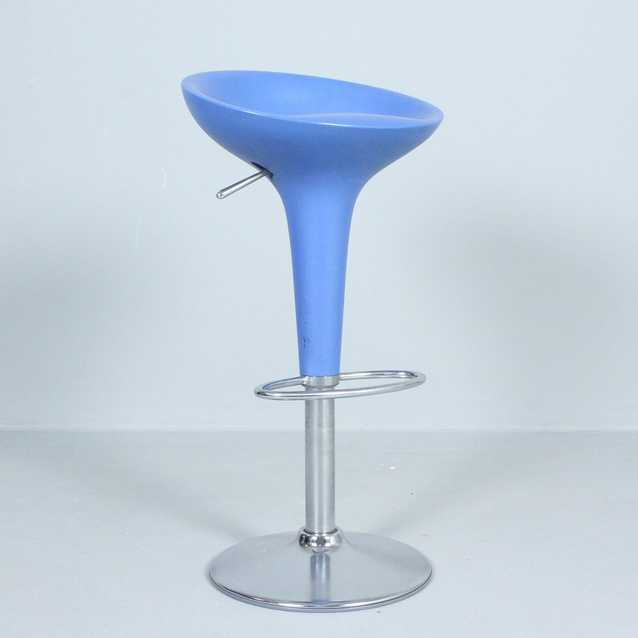 STEFANO GIOVANNONI til MAGIS 'Bombo' barstol.