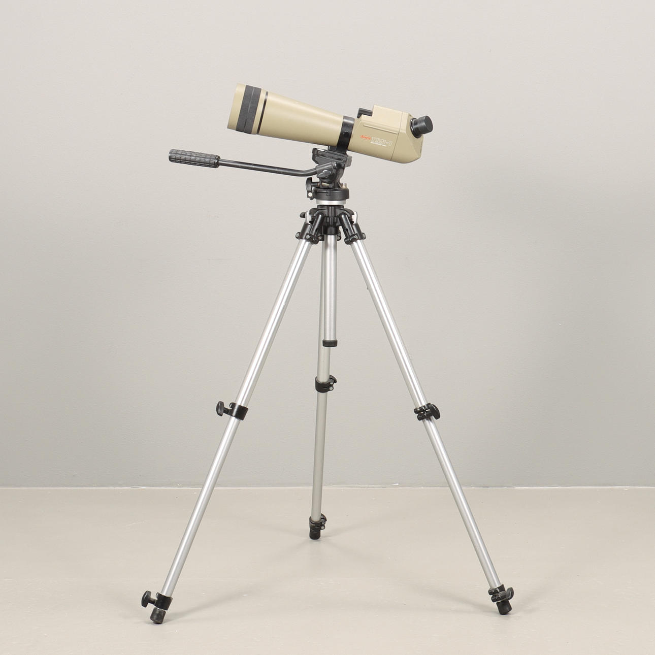 TUBKIKARE med stativ.