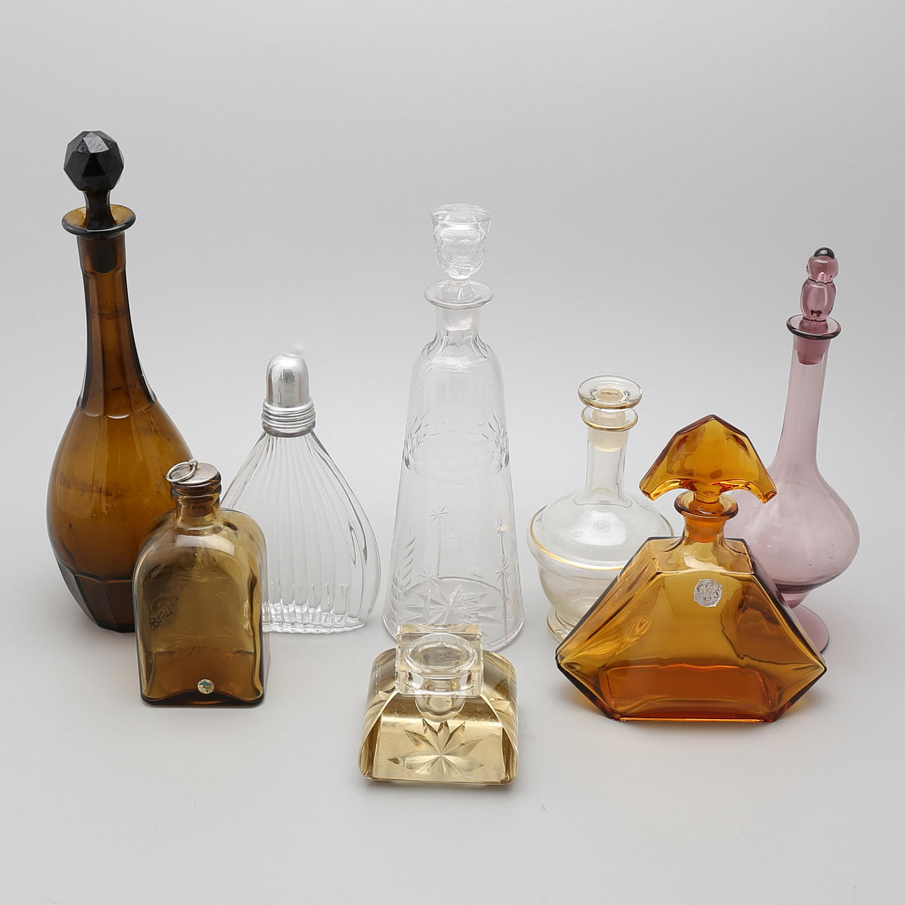 PROPPFLASKOR, 8 st, glas, 1800/1900-tal.