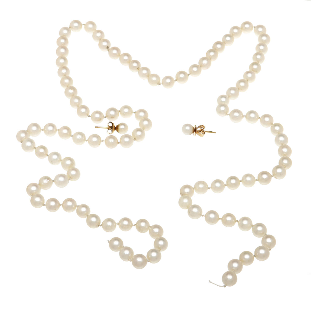 STRÄNG med Pärlor och ÖRHÄNGEN, ett par, 18k guld.