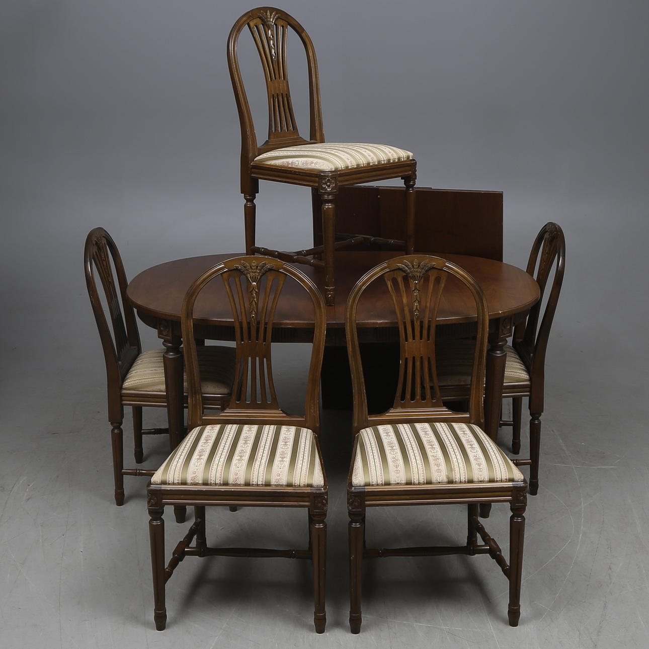 MATSALSMÖBEL, 6 delar, gustaviansk stil. "Axett", 1900-tal.