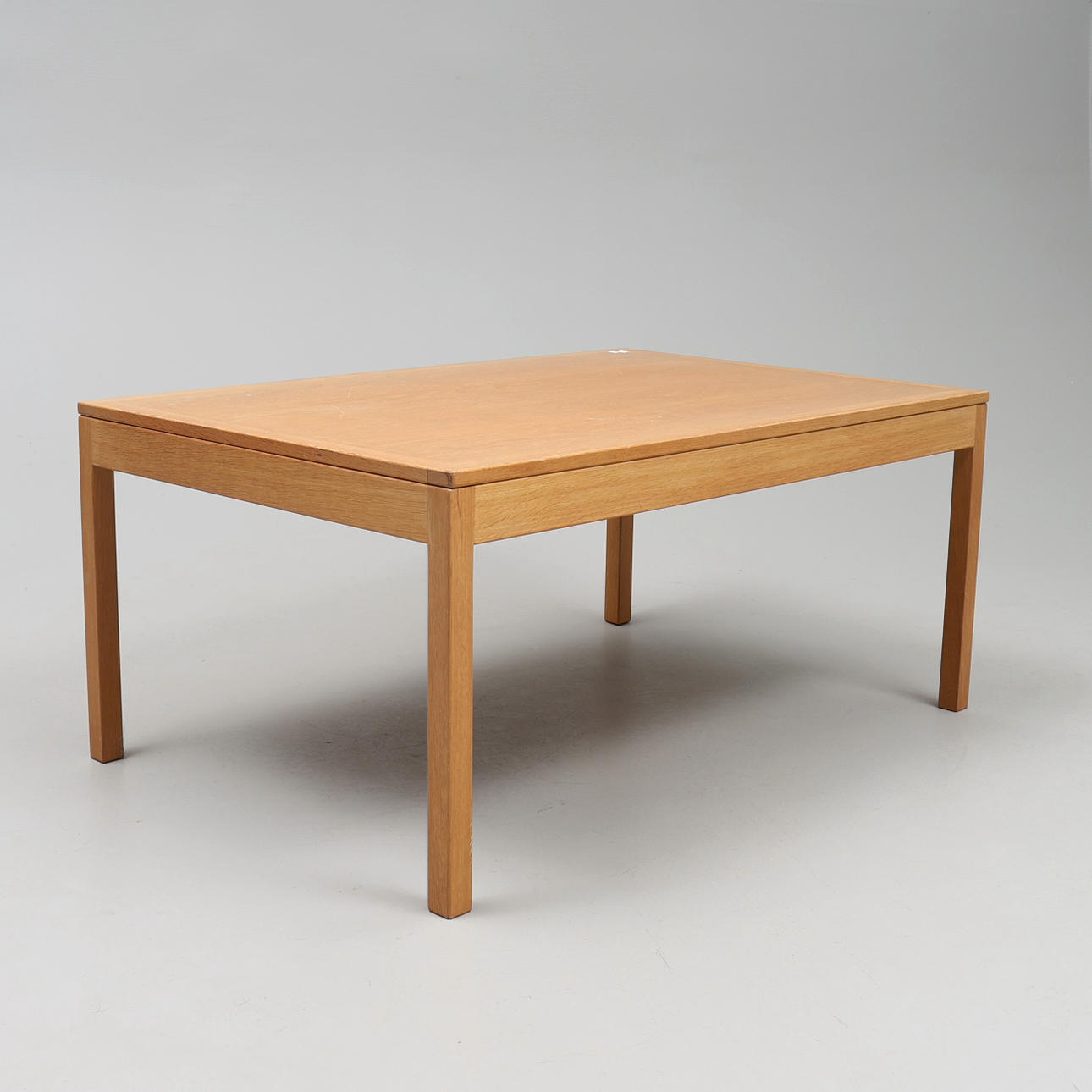 BØRGE MOGENSEN. Sofabord, lys eg.