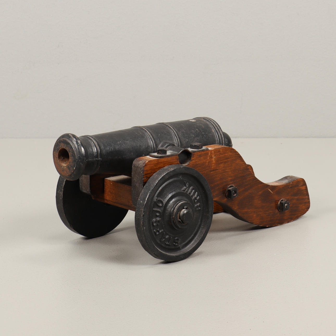 BORDSKANON, Gjutjärn, Stafsjö bruk.