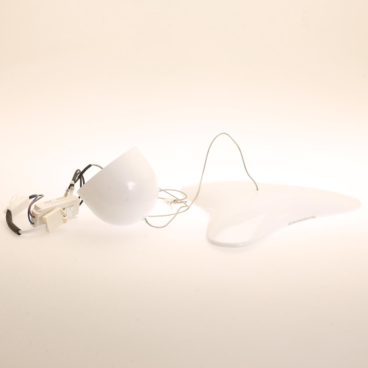 TAKPENDEL, "Air", Merec Chen för Seed Design.