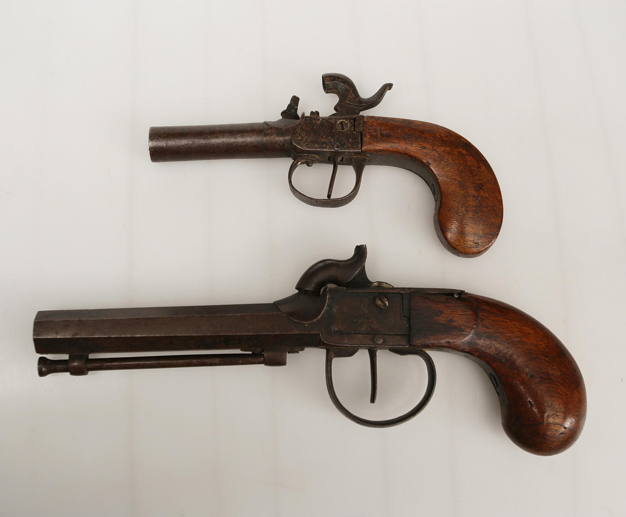 PISTOLAS BELGAS, siglo XIX.