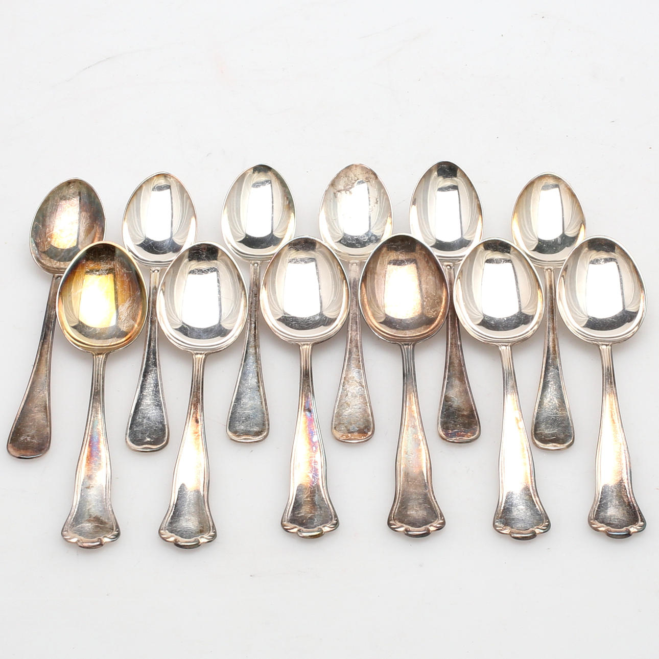 SKEDAR, 12 st, silver, Guldsmedsaktiebolaget GAB, Stockholm samt Eskilstuna, 1968 samt 1970, vikt 194 gram.