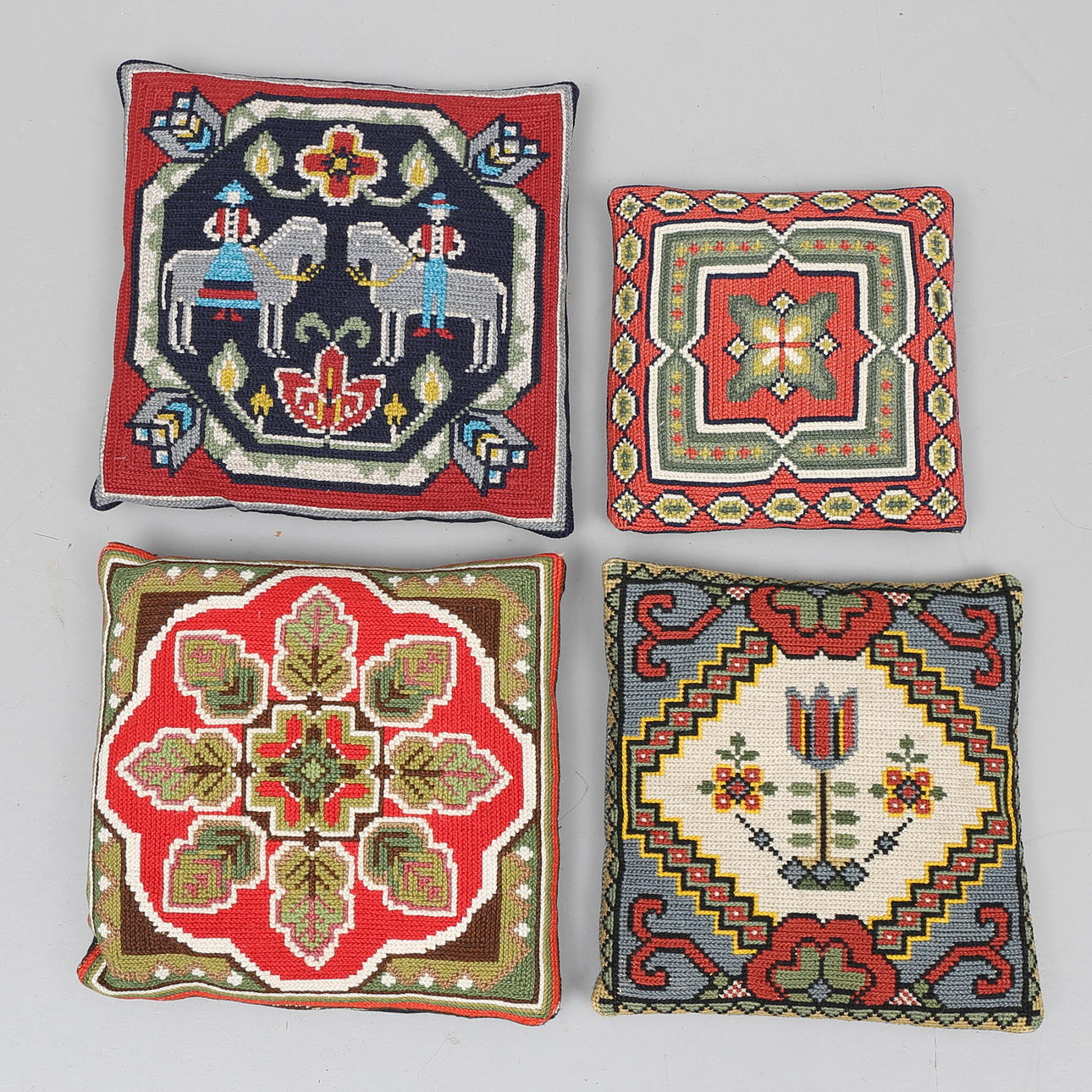 KUDDAR, 4 st, twistbroderi.