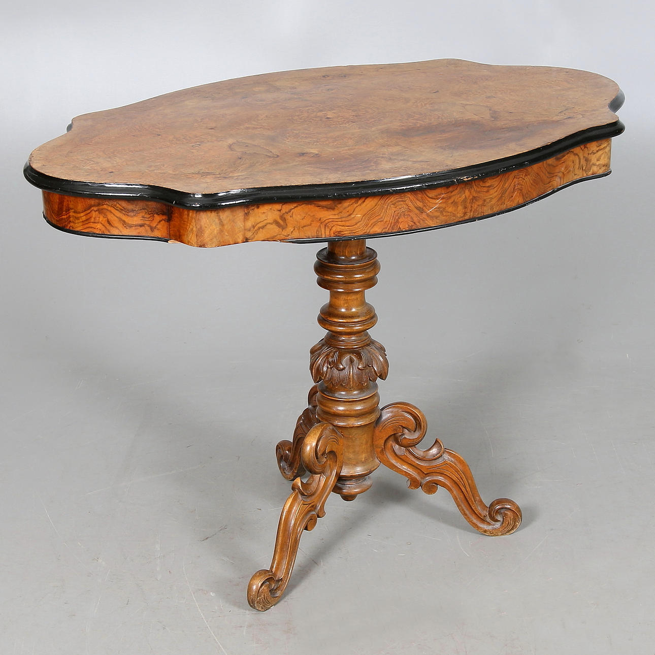 SALONGSBORD, nyrokoko. 1800-tal.