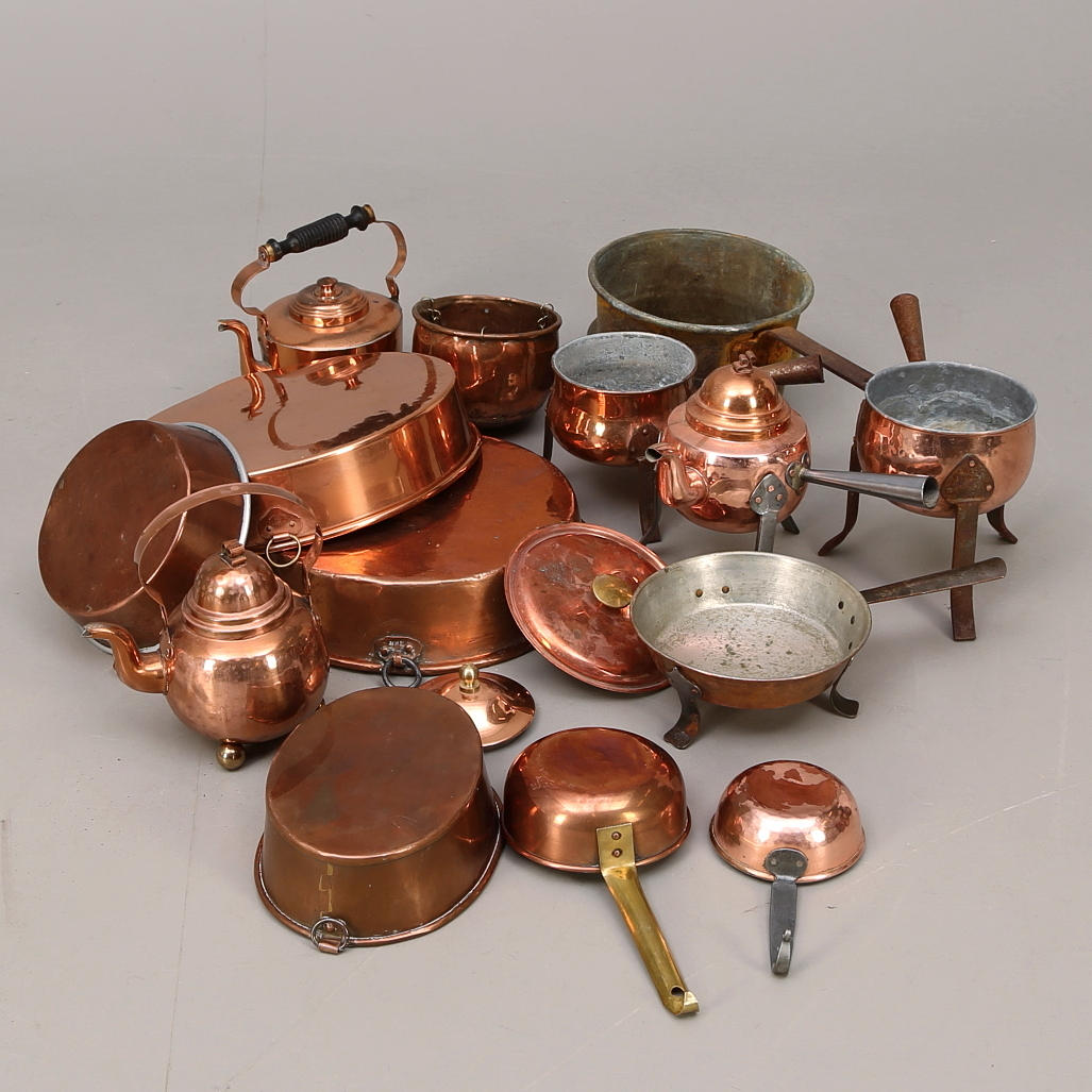 MISCELLANEOUS ITEMS, copper, 16 pieces, 19th/20th century.