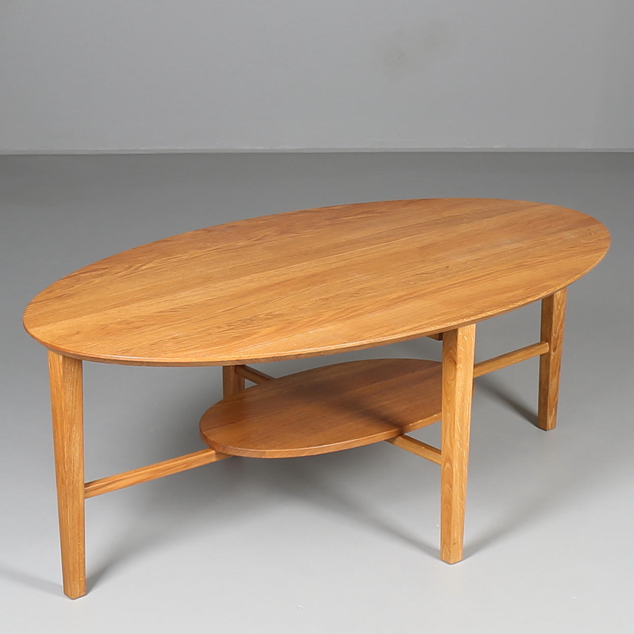 SOFFBORD, oljad ek, Sverige sent 1900-tal.