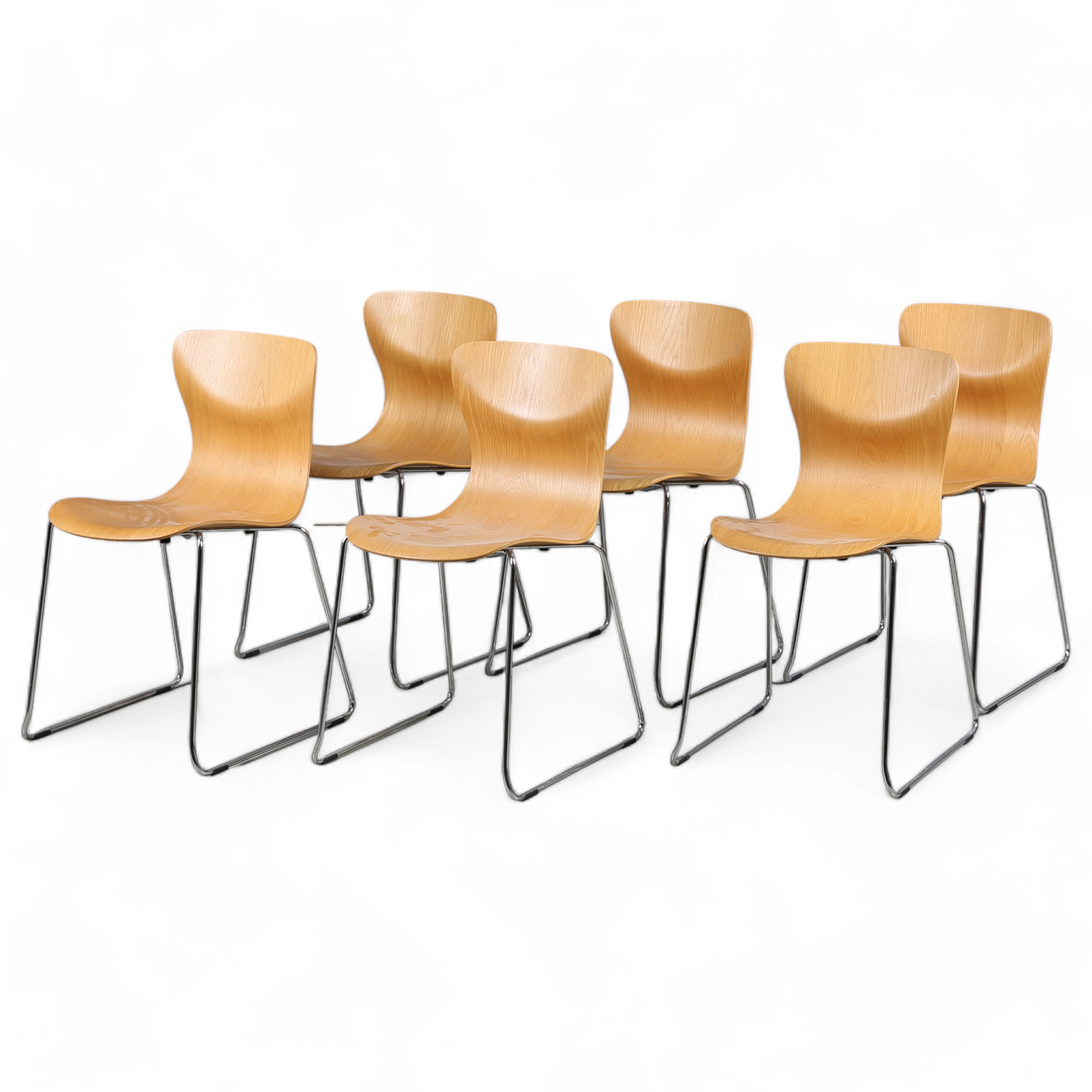 JON LINDSTRÖM. A set of 6 chairs, “Swave”, moulded Oak, label marked David design.