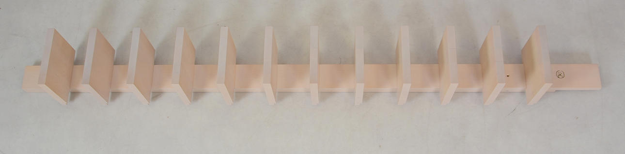 VÄGGHYLLA, Pilaster, John Kandell för Källemo.