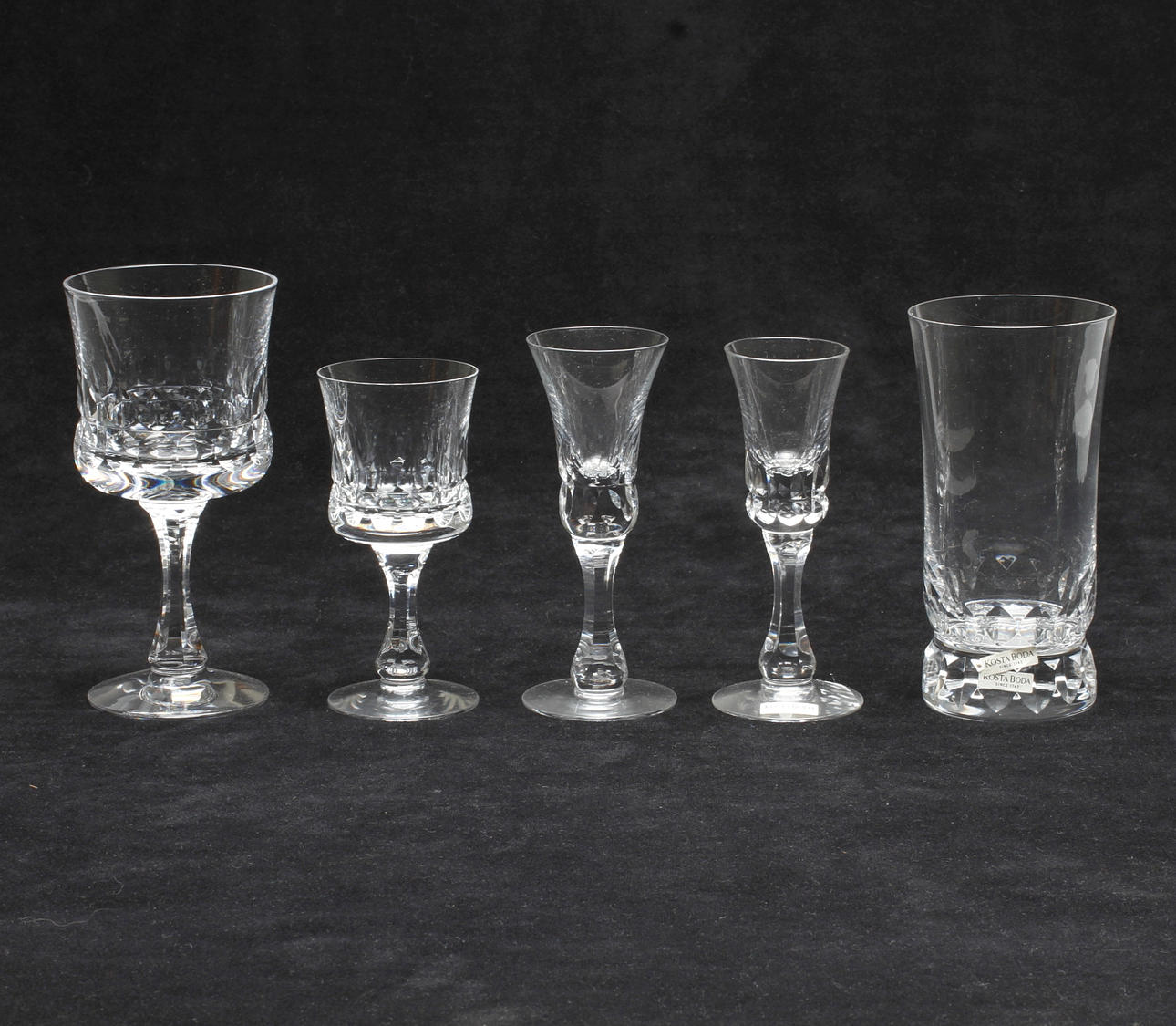 GLASSERVISDELAR, 39 delar, "Prince", Göran Wärff.