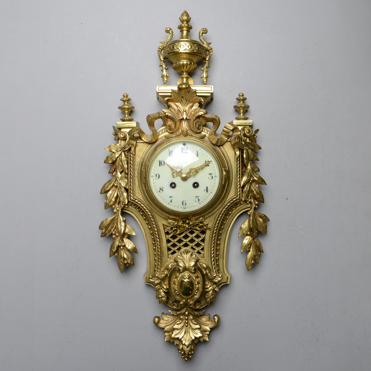 VÄGGPENDYL, gustaviansk stil, mässing, 1900-talets början.