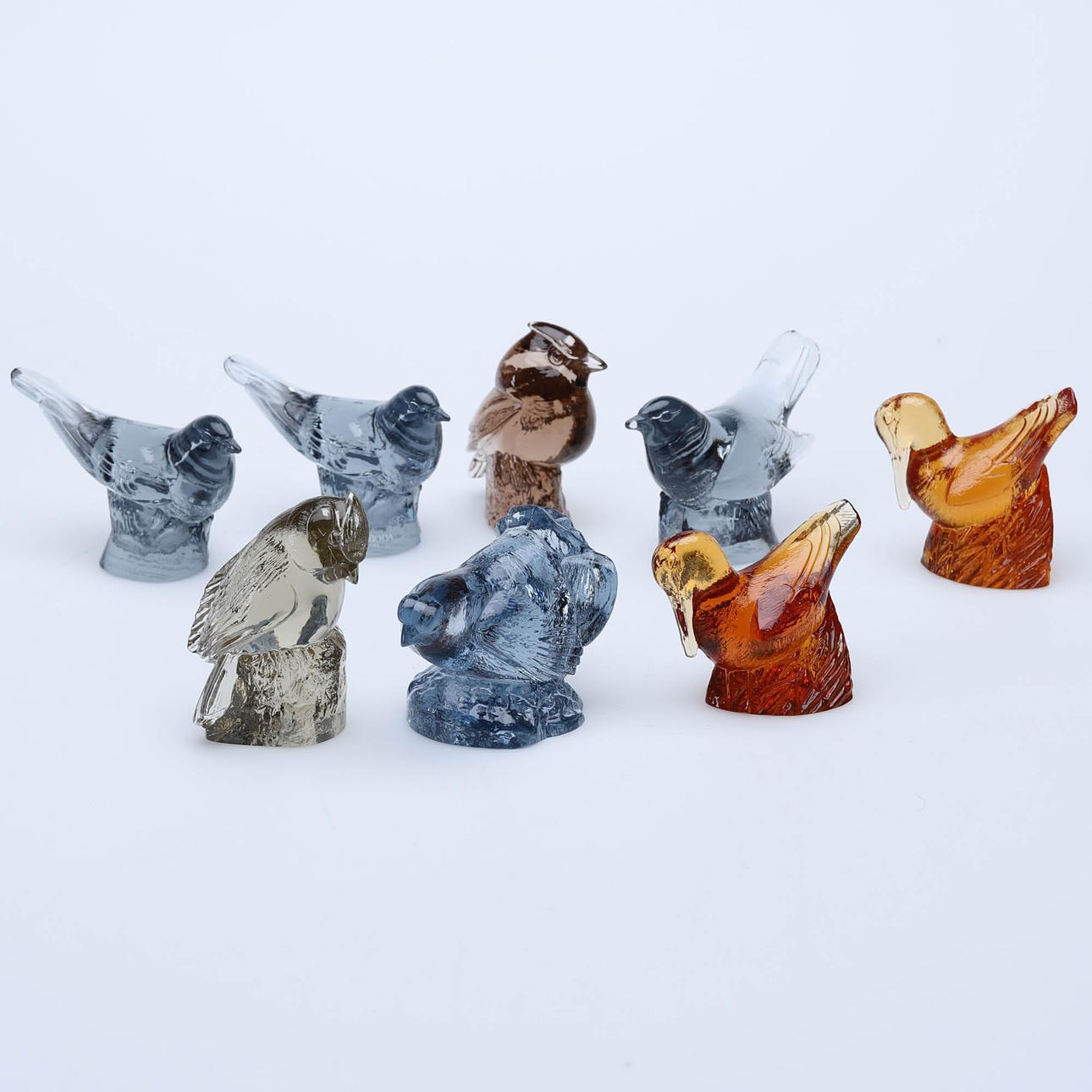 PAUL HOFF. A Collection of glass birds, WWF, Kosta Boda. Glass
