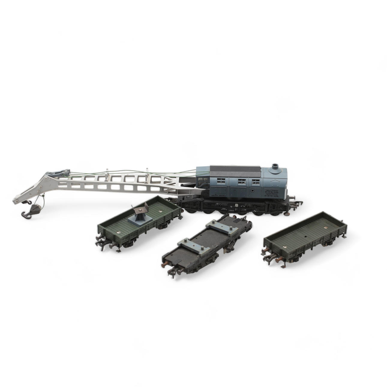 En 4-delt FLEISCHMANN hejsekran, transportvogne.