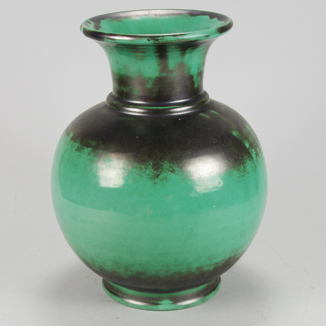 VAS, keramik, S:t Erik, Upsala, 1930-tal.