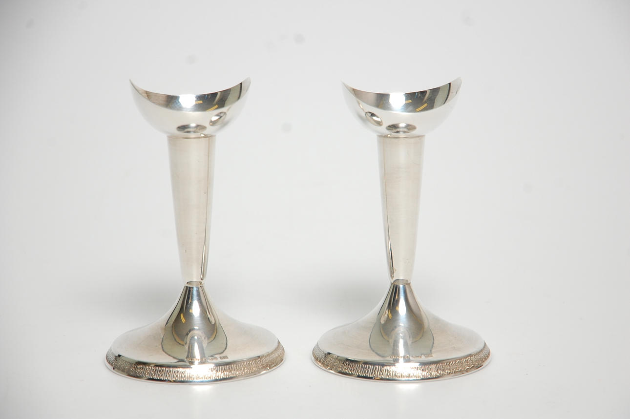 LJUSSTAKAR, 1 par silver stämplade GAB Stockholm 1962.