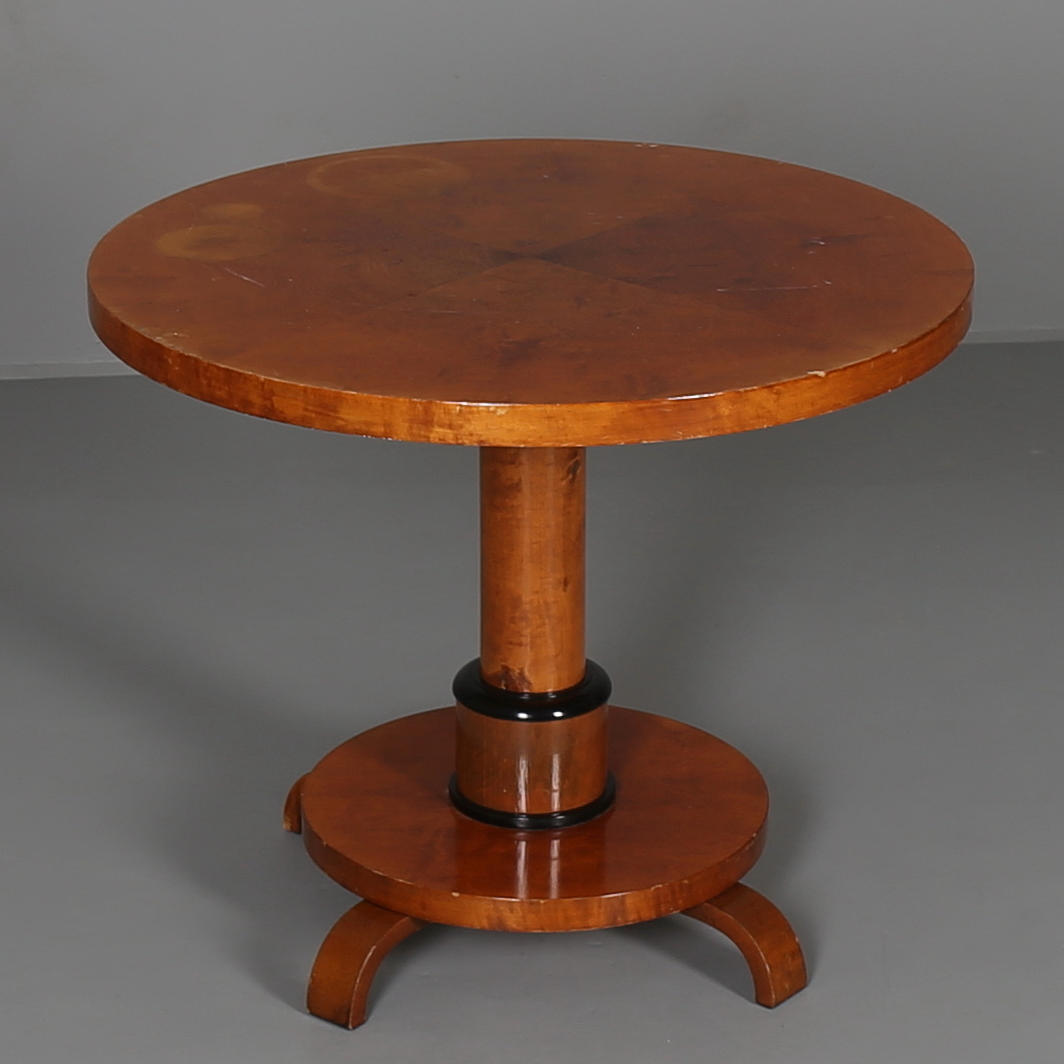 MESA DE CENTRO, art deco alrededor de 1940.