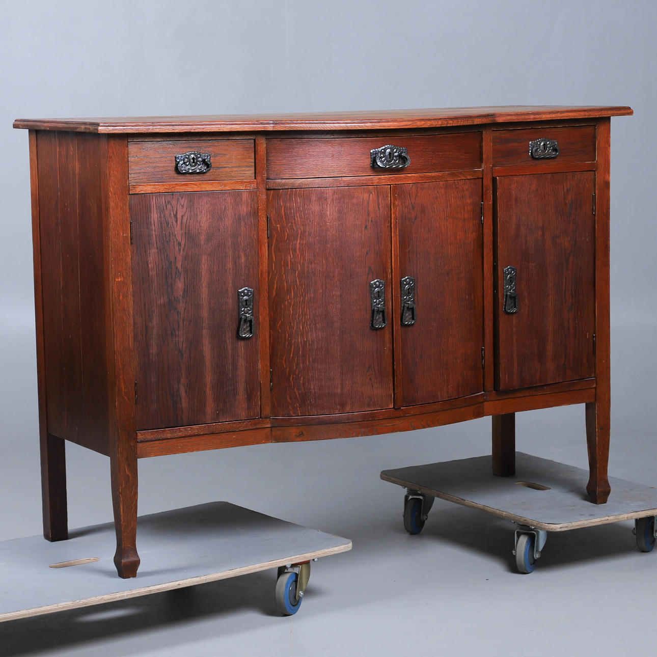 BUFFET/SIDEBOARD, OAK, 1940S.