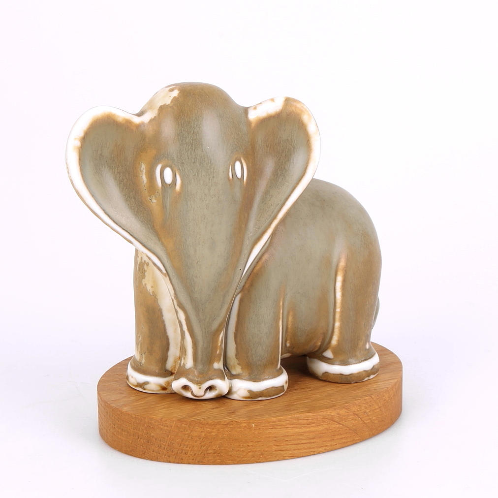 FIGURIN, elefant, stengod, Gunnar Nylund, Rörstrand.