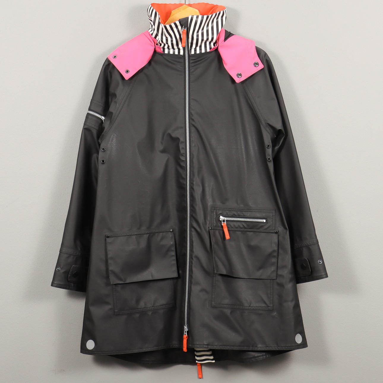 REGNKAPPA Blæst by Lillebøe.