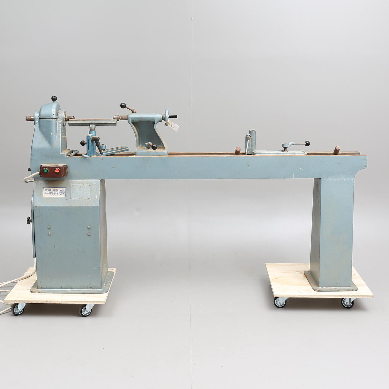 TRÄSVARV, 1900-talets andra hälft.