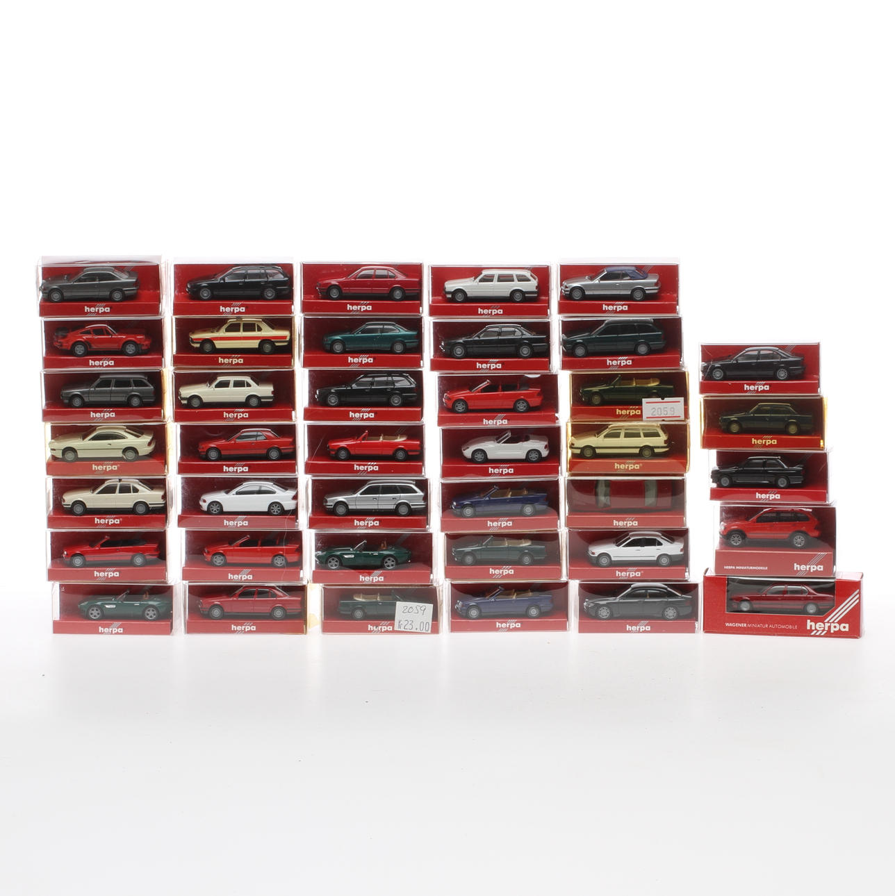 MODELLBILAR HERPA . Cirka 40 stycken i originalkartonger.